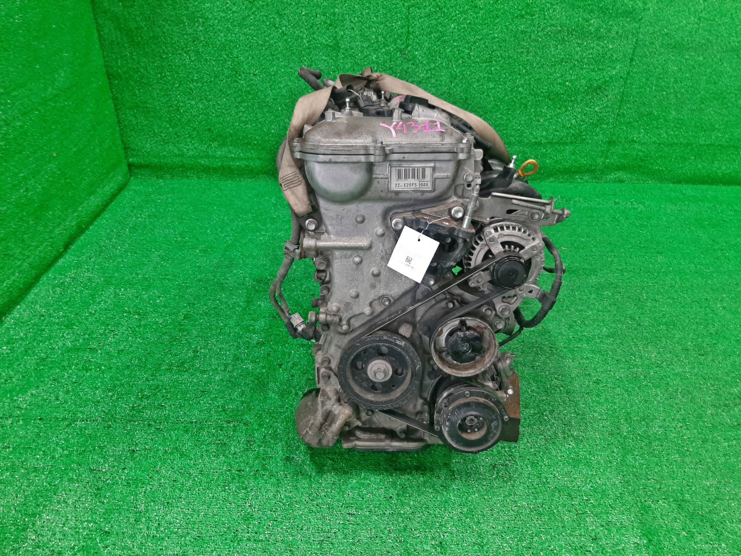 Двигатель TOYOTA IST, PREMIO, ALLION, COROLLA FIELDER, AURIS, COROLLA RUMION, COROLLA AXIO ZSP110, ZRT265, ZRT260, ZRE144G, ZRE142G, ZRE154N, ZRE152H, ZRE152, ZRE152N, ZRE142, ZRE144 2ZR-FE A018219 2 ракурс Двигатель TOYOTA IST, PREMIO, ALLION, COROLLA FIELDER, AURIS, COROLLA RUMION, COROLLA AXIO ZSP110, ZRT265, ZRT260, ZRE144G, ZRE142G, ZRE154N, ZRE152H, ZRE152, ZRE152N, ZRE142, ZRE144 2ZR-FE A018219 2 ракурс
