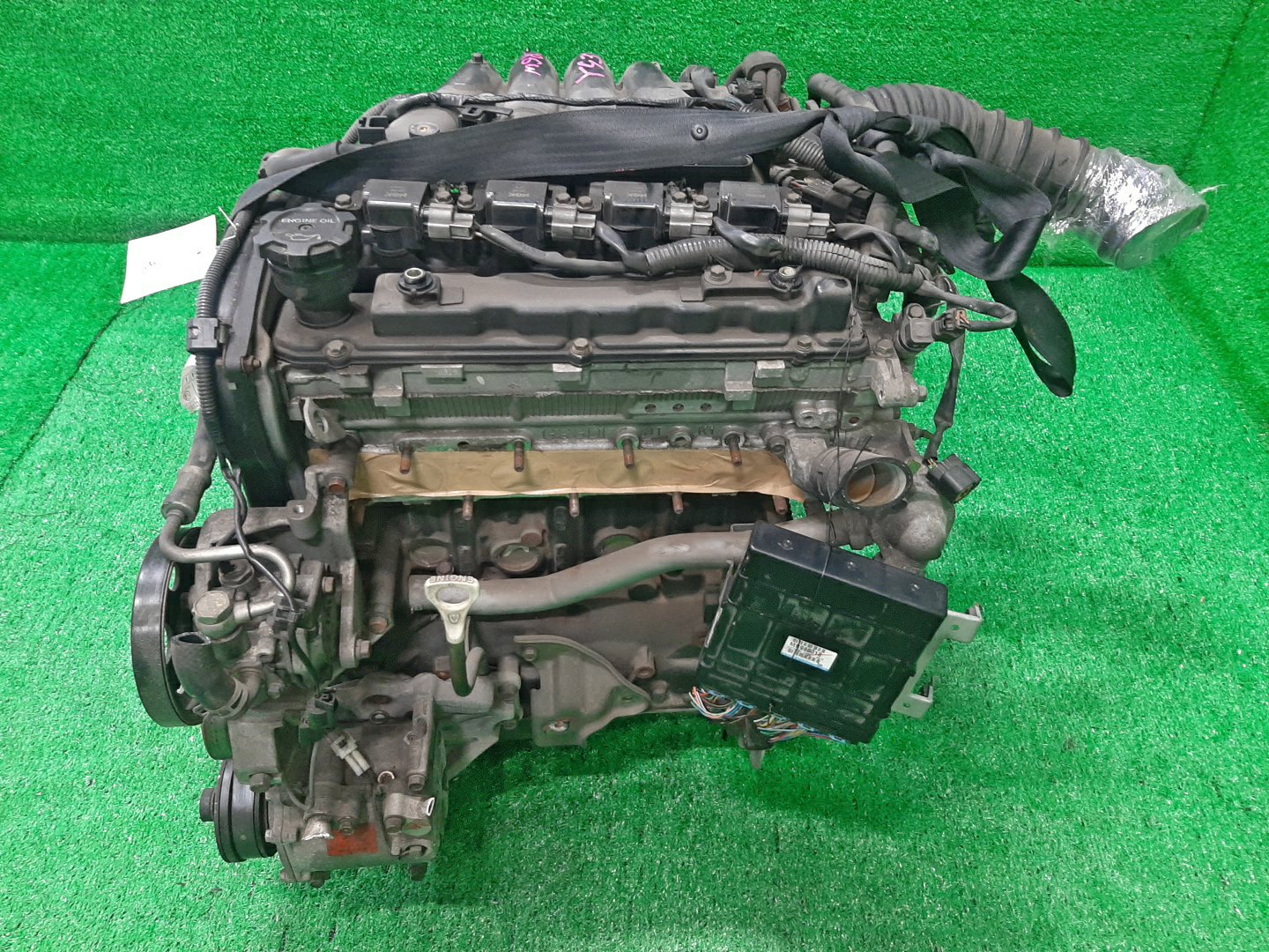 Двигатель MITSUBISHI DION CR6W 4G94 MR578557 4 ракурс