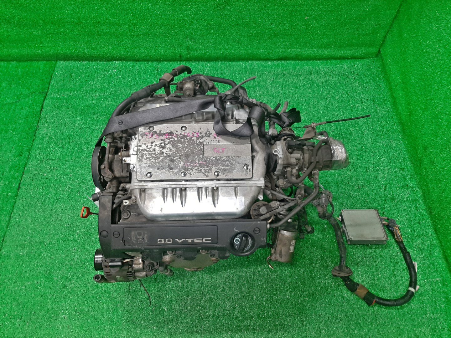 Двигатель HONDA AVANCIER TA3, TA4 J30A 3001700 1 ракурс