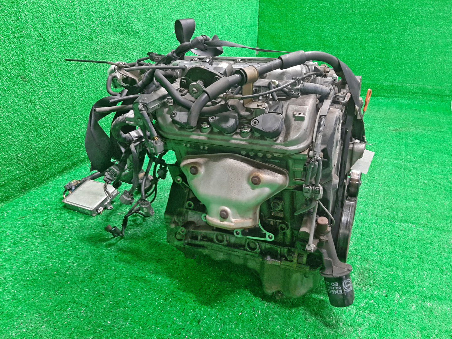 Двигатель HONDA AVANCIER TA3, TA4 J30A 3001700 3 ракурс