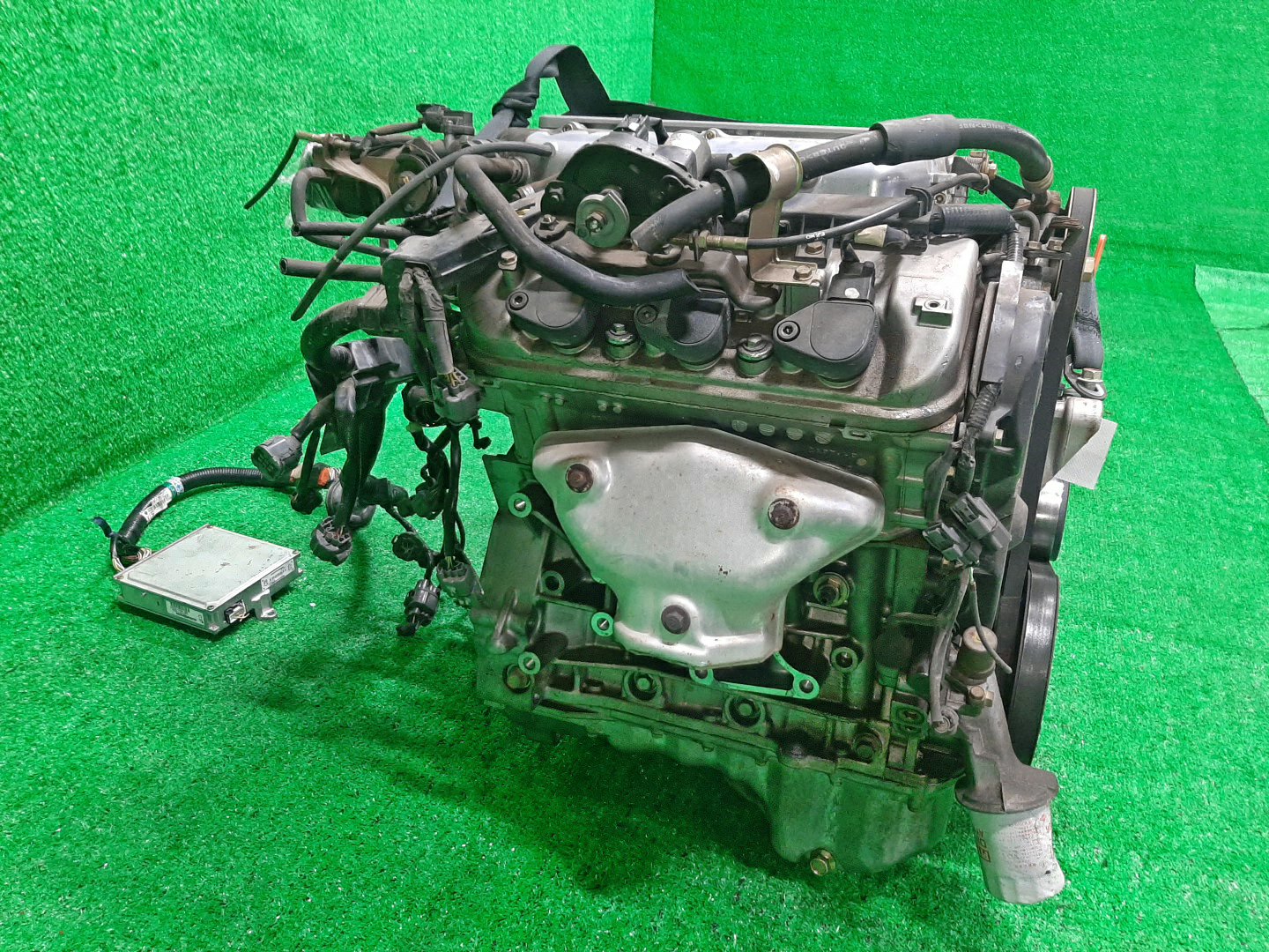 Двигатель HONDA AVANCIER TA3, TA4 J30A 5000143 3 ракурс