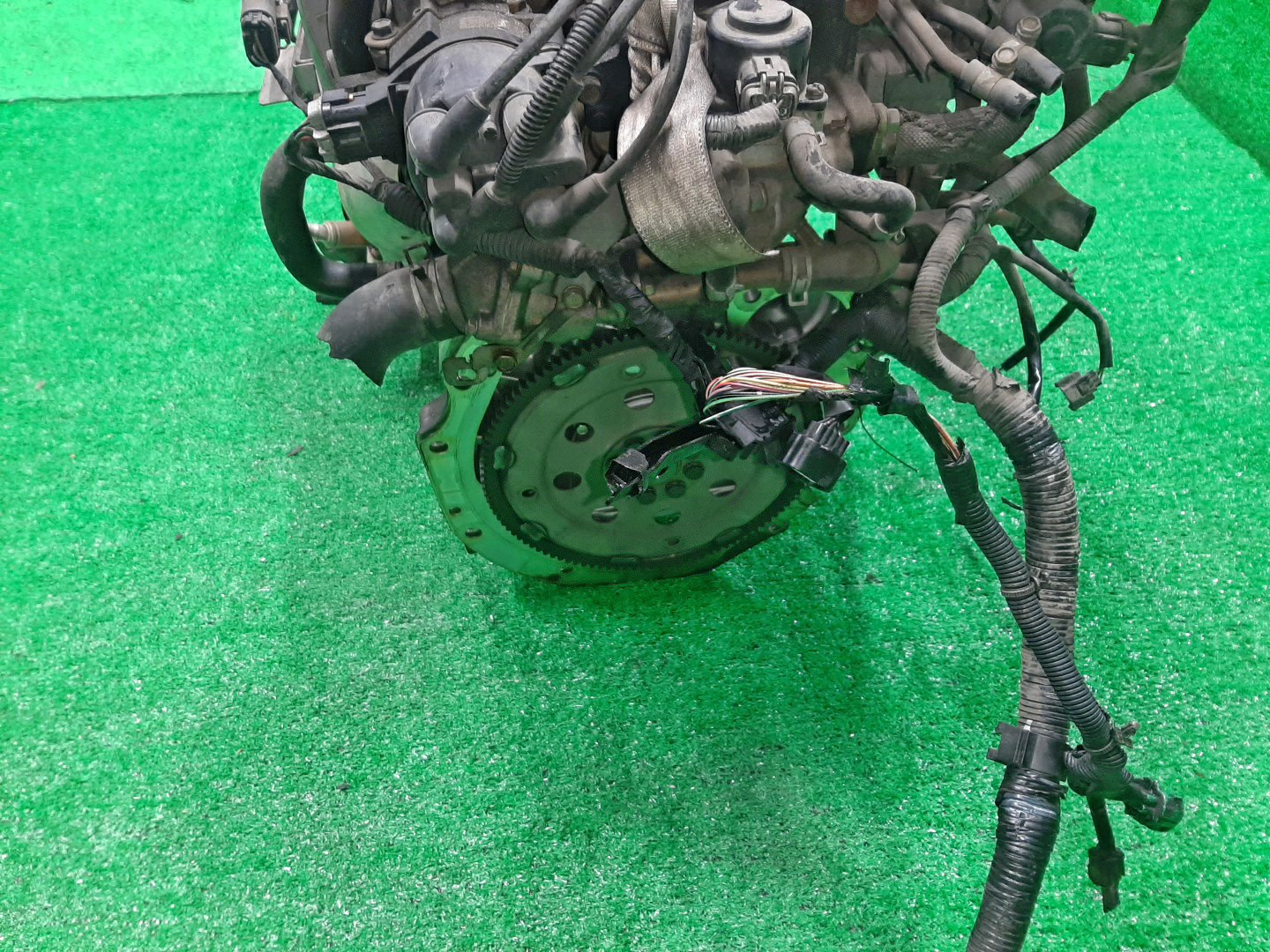Двигатель NISSAN SERENA PC24 SR20DE 472879B 5 ракурс
