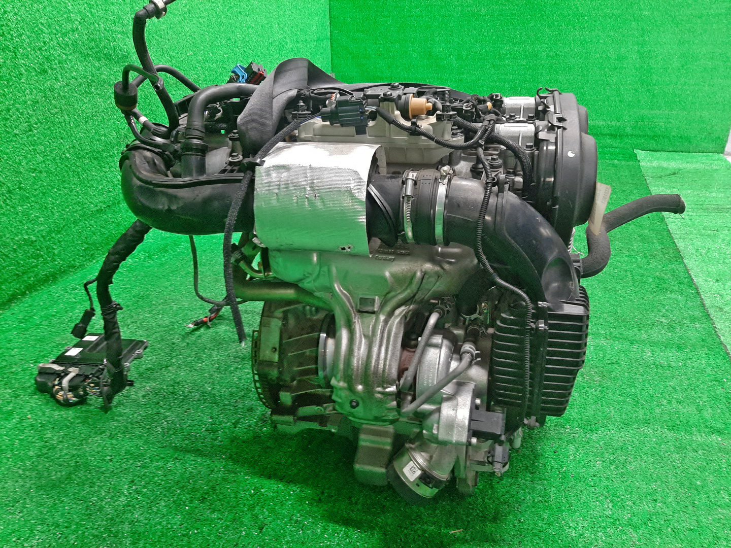 Двигатель VOLVO V60, S60, V40, XC70, V70, XC60, S80 FW, FB420, FS40, MV, BZ, BW40, DZ40, AS B4204T11 1386474 3 ракурс