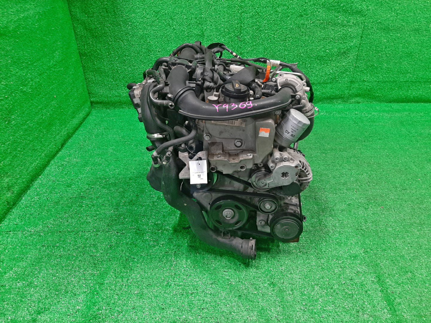 Двигатель VOLKSWAGEN TOURAN, GOLF 1T3, 5K1 CTH, CTHC 051299 2 ракурс