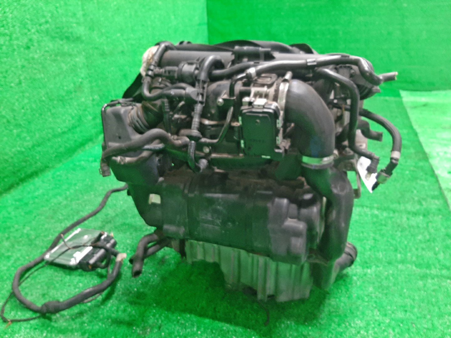 Двигатель VOLKSWAGEN TOURAN, GOLF 1T3, 5K1 CTH, CTHC 051299 3 ракурс