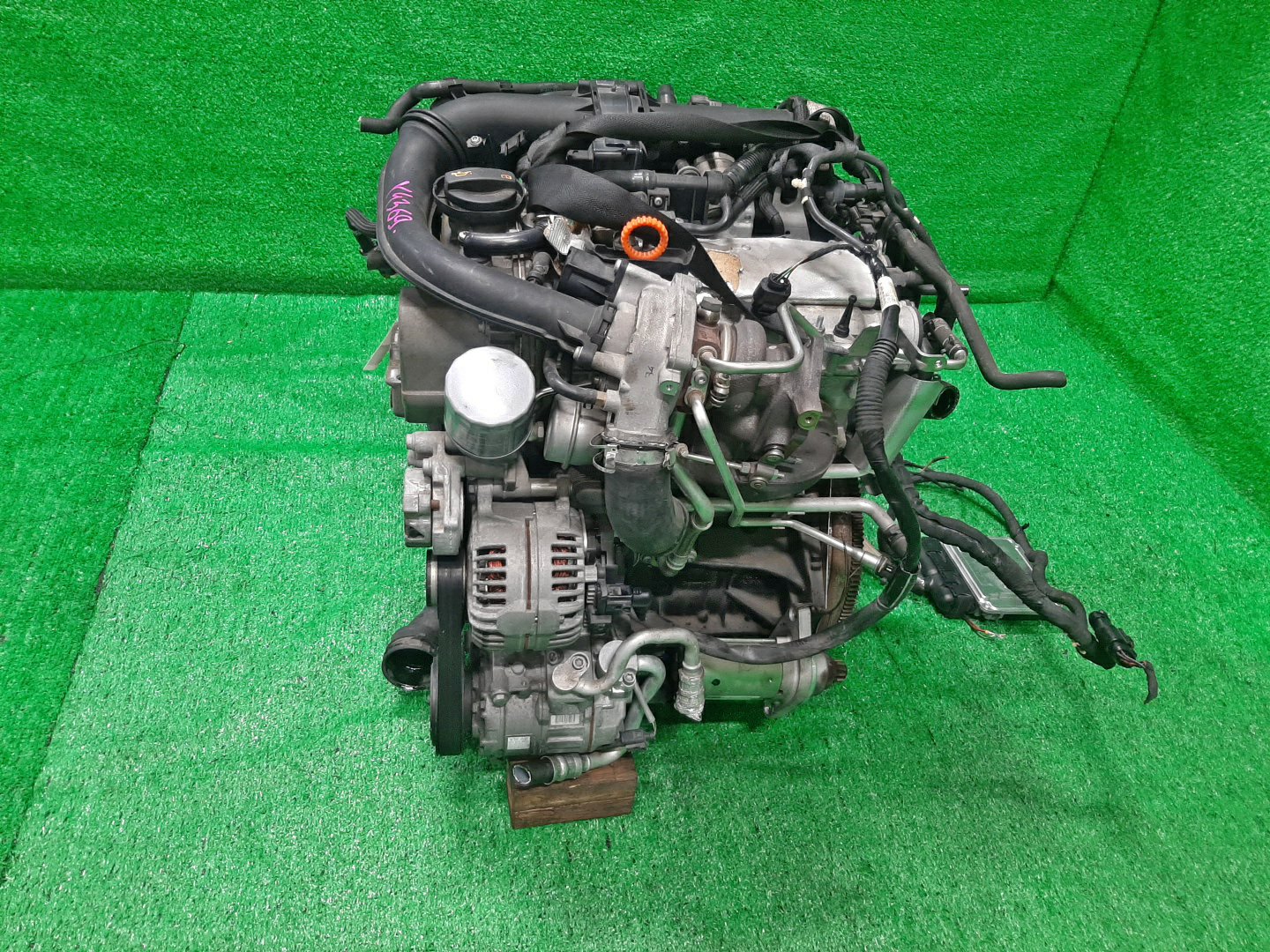 Двигатель VOLKSWAGEN TOURAN, GOLF 1T3, 5K1 CTH, CTHC 051299 4 ракурс