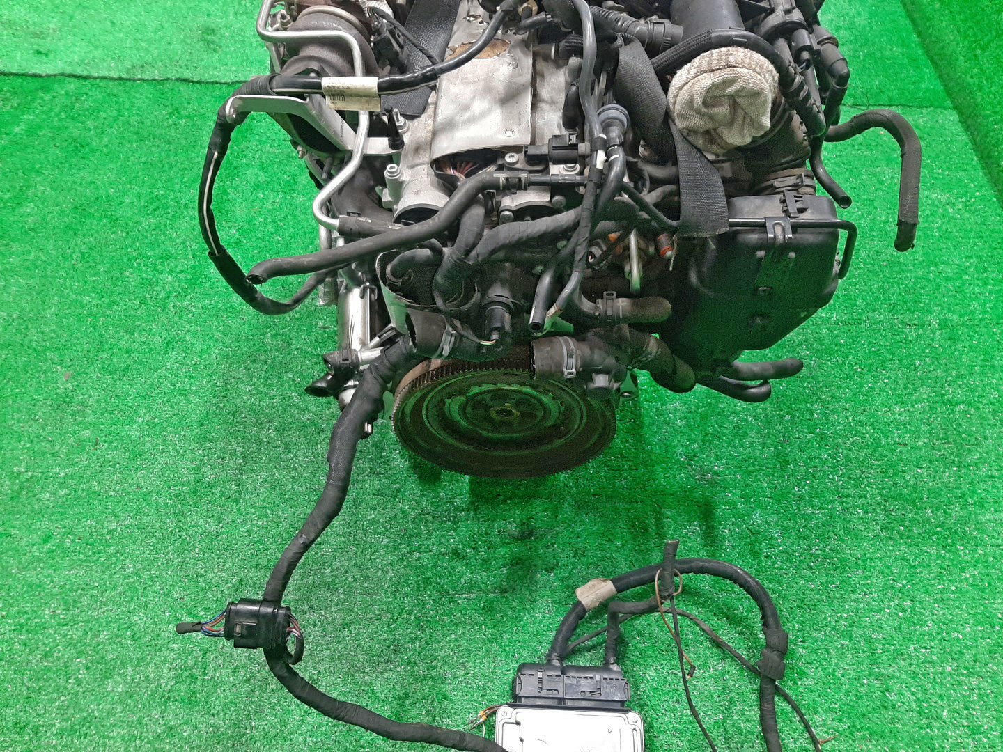 Двигатель VOLKSWAGEN TOURAN, GOLF 1T3, 5K1 CTH, CTHC 051299 5 ракурс