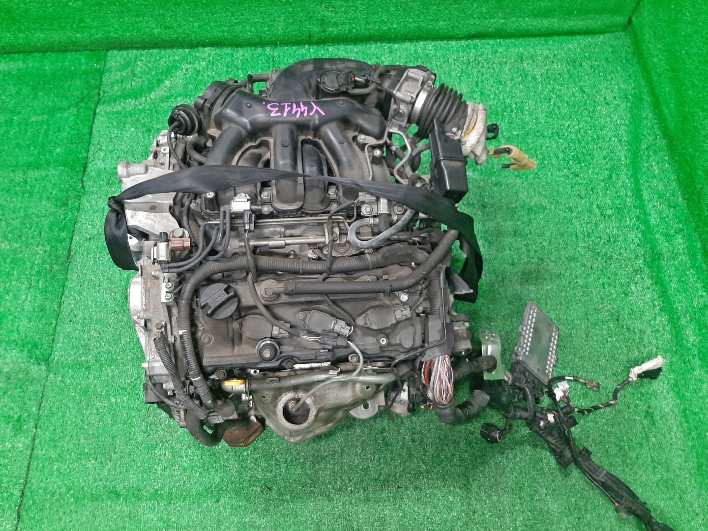 Двигатель NISSAN TEANA J32 VQ25DE 438535A 1 ракурс