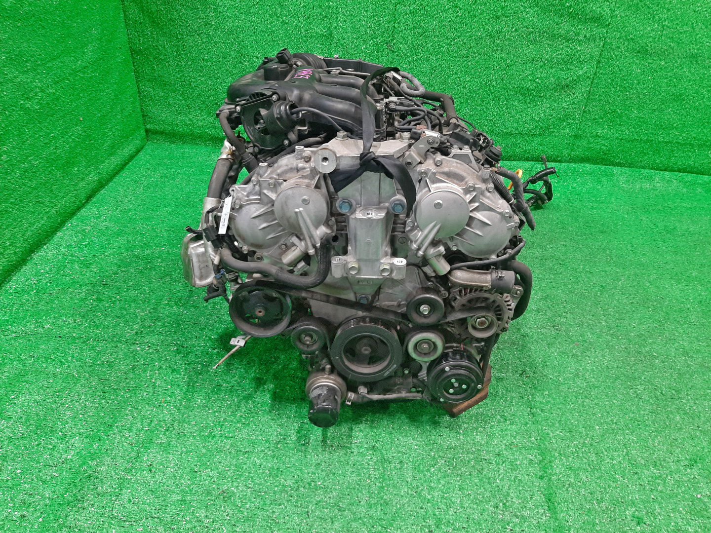 Двигатель NISSAN TEANA J32 VQ25DE 438535A 2 ракурс