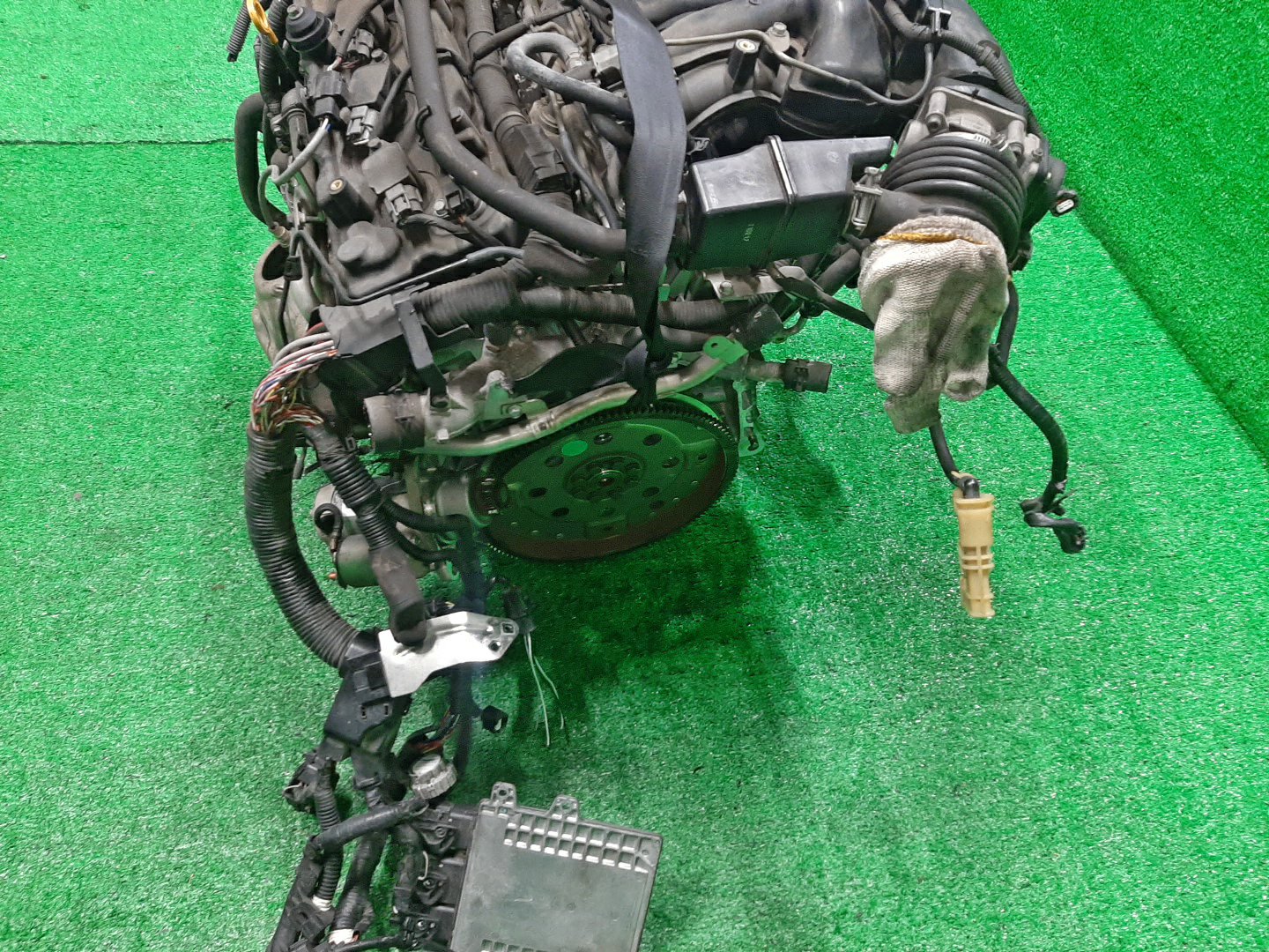 Двигатель NISSAN TEANA J32 VQ25DE 438535A 5 ракурс