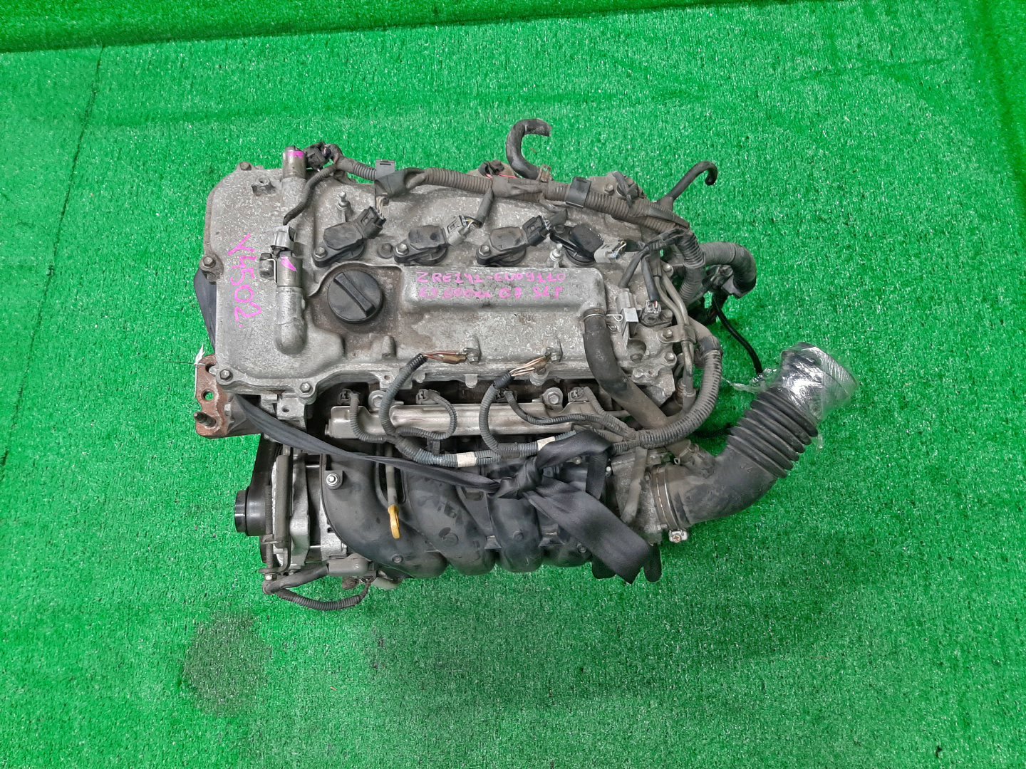Двигатель TOYOTA IST, PREMIO, ALLION, COROLLA FIELDER, AURIS, COROLLA RUMION, COROLLA AXIO ZSP110, ZRT265, ZRT260, ZRE144G, ZRE142G, ZRE154N, ZRE152H, ZRE152, ZRE152N, ZRE142, ZRE144 2ZR-FE 4046548 1 ракурс Двигатель TOYOTA IST, PREMIO, ALLION, COROLLA FIELDER, AURIS, COROLLA RUMION, COROLLA AXIO ZSP110, ZRT265, ZRT260, ZRE144G, ZRE142G, ZRE154N, ZRE152H, ZRE152, ZRE152N, ZRE142, ZRE144 2ZR-FE 4046548 1 ракурс