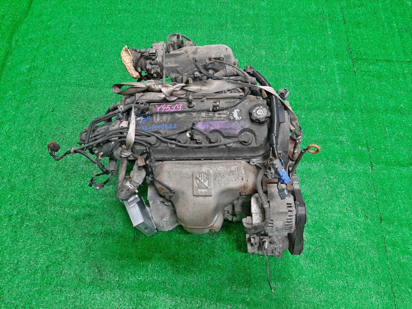 Двигатель HONDA ACCORD CF6, CF7 F23A 1009776 1 ракурс