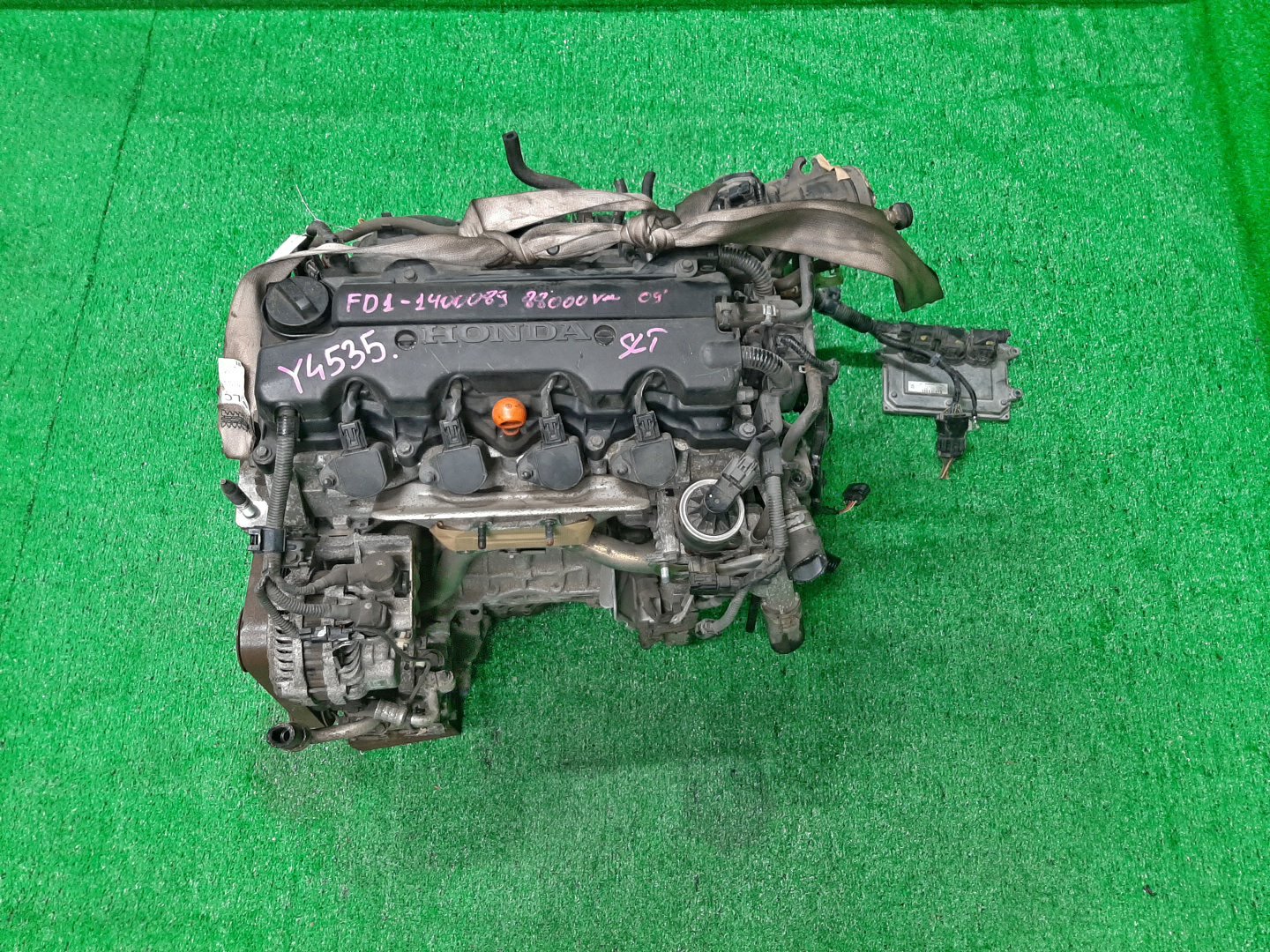 Двигатель HONDA CIVIC FD1 R18A 1080149 1 ракурс