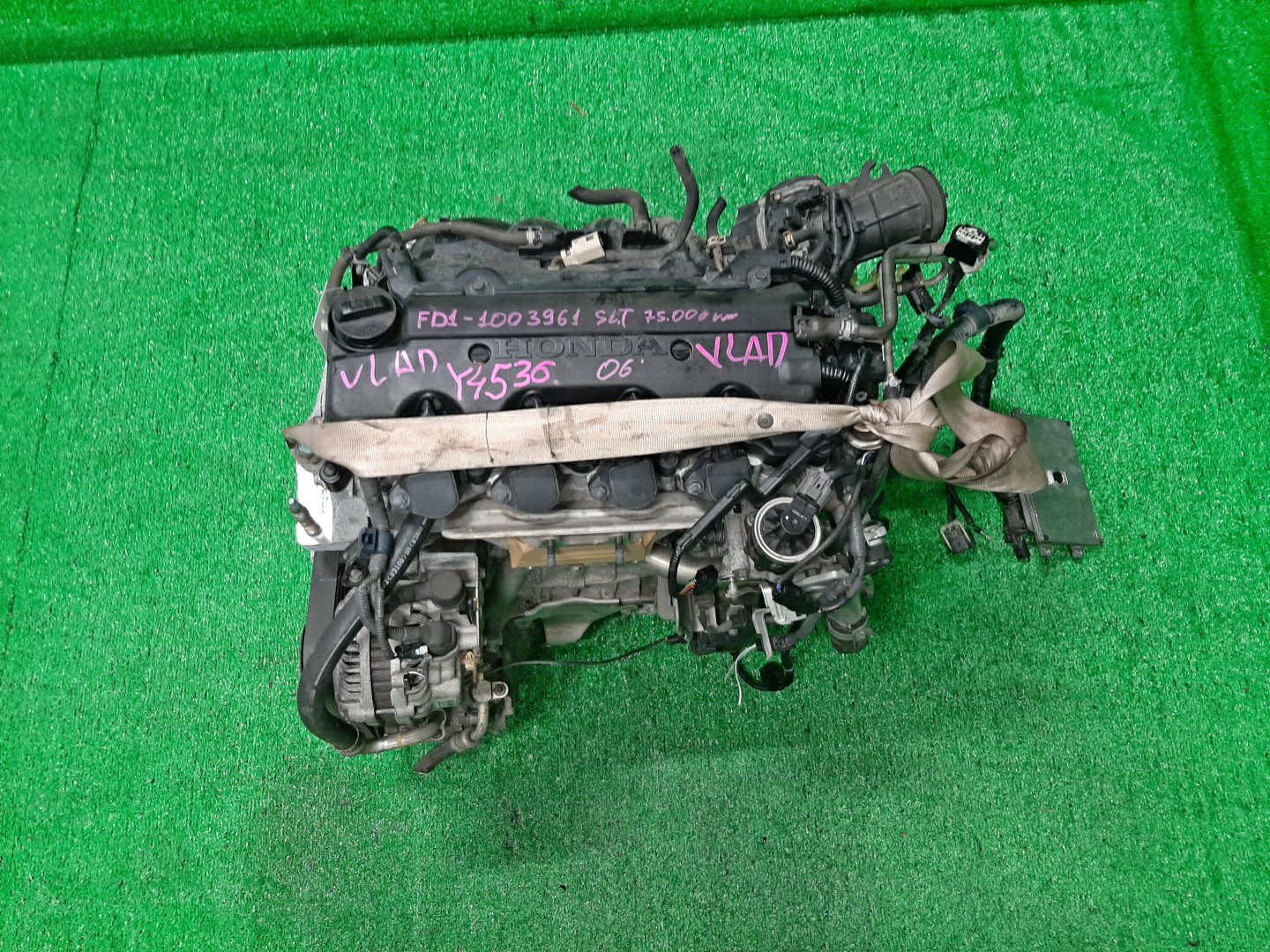 Двигатель HONDA CIVIC FD1 R18A 1003985 1 ракурс