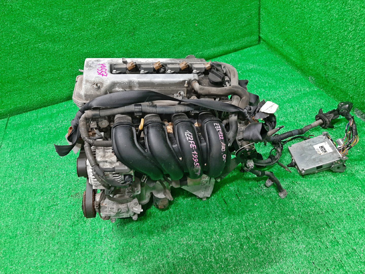 Двигатель TOYOTA COROLLA FIELDER ZZE122G 1ZZ-FE MEX 4 ракурс