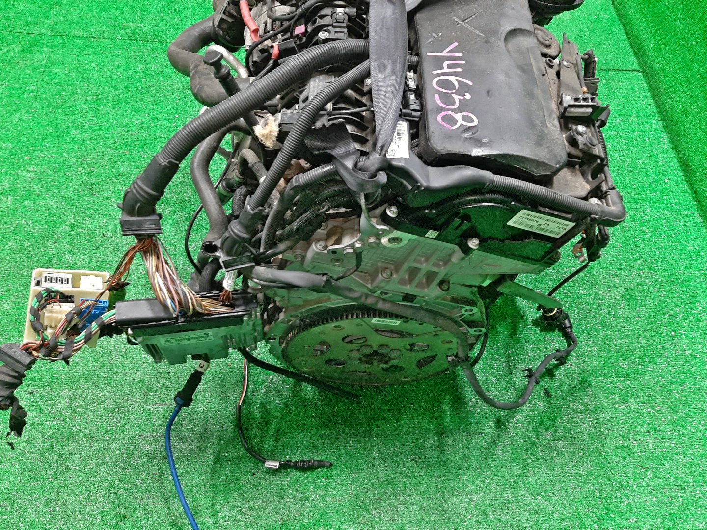 Двигатель BMW 320d, 523d, 5-Series, 3-Series F30, F31, F11, F10, FW20, MX20 N47D20C 72118876 5 ракурс