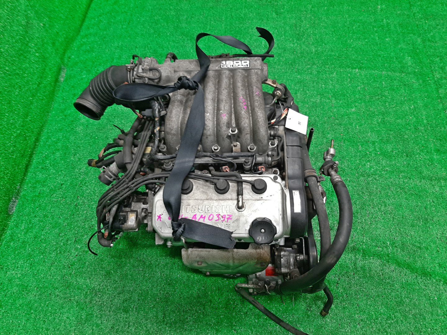 Двигатель MITSUBISHI GALANT E53A 6A11 AM0397 1 ракурс