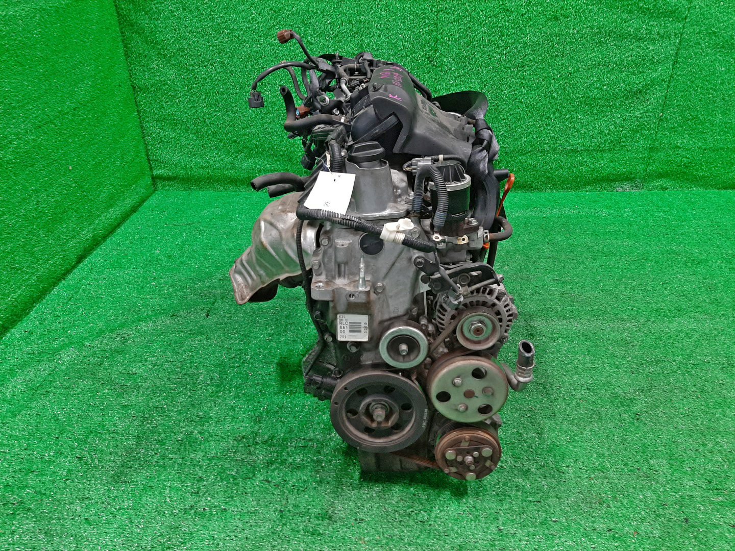 Двигатель HONDA AIRWAVE GJ1, GJ2 L15A VTEC 2 ракурс