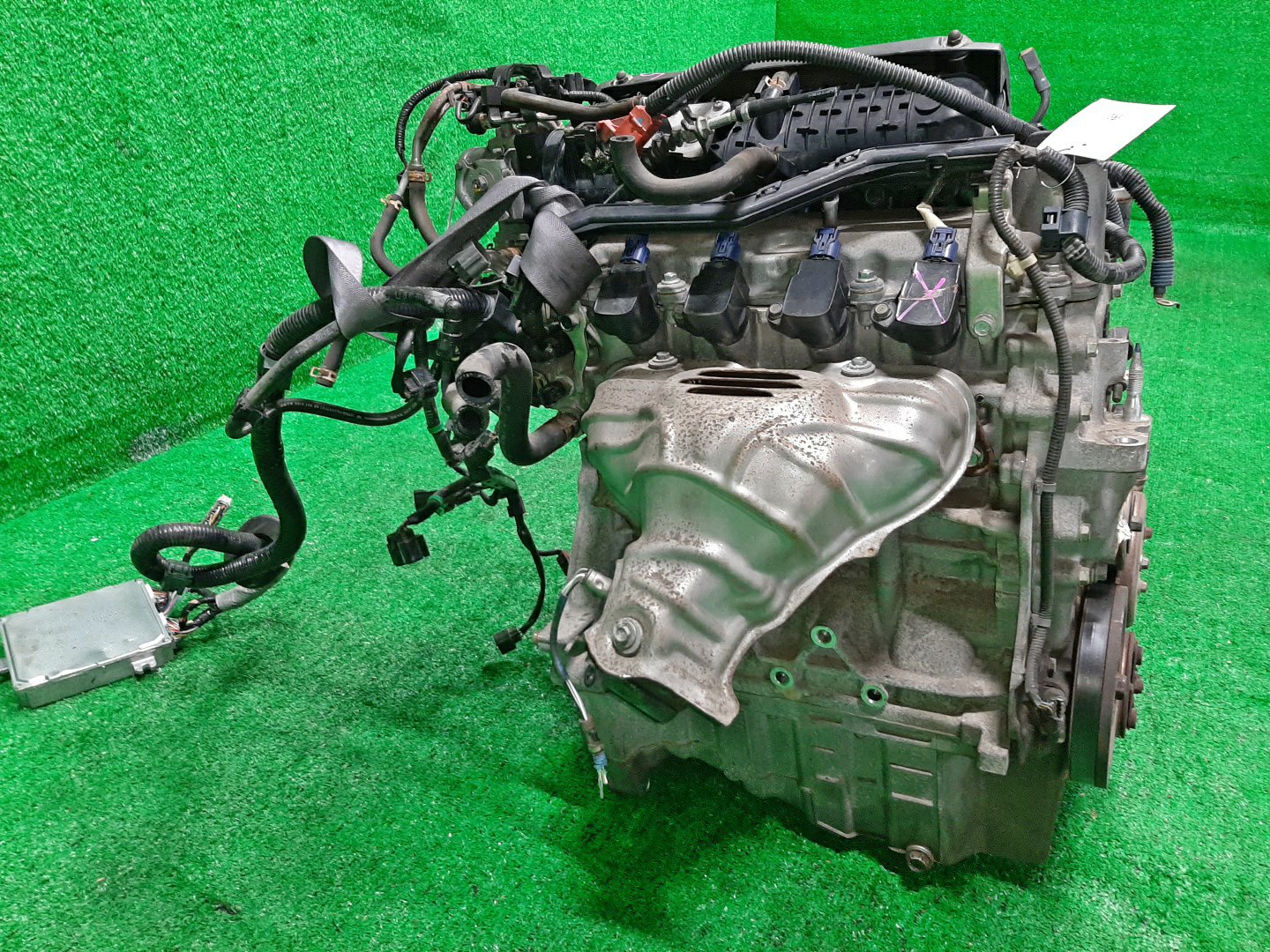 Двигатель HONDA AIRWAVE GJ1, GJ2 L15A VTEC 3 ракурс