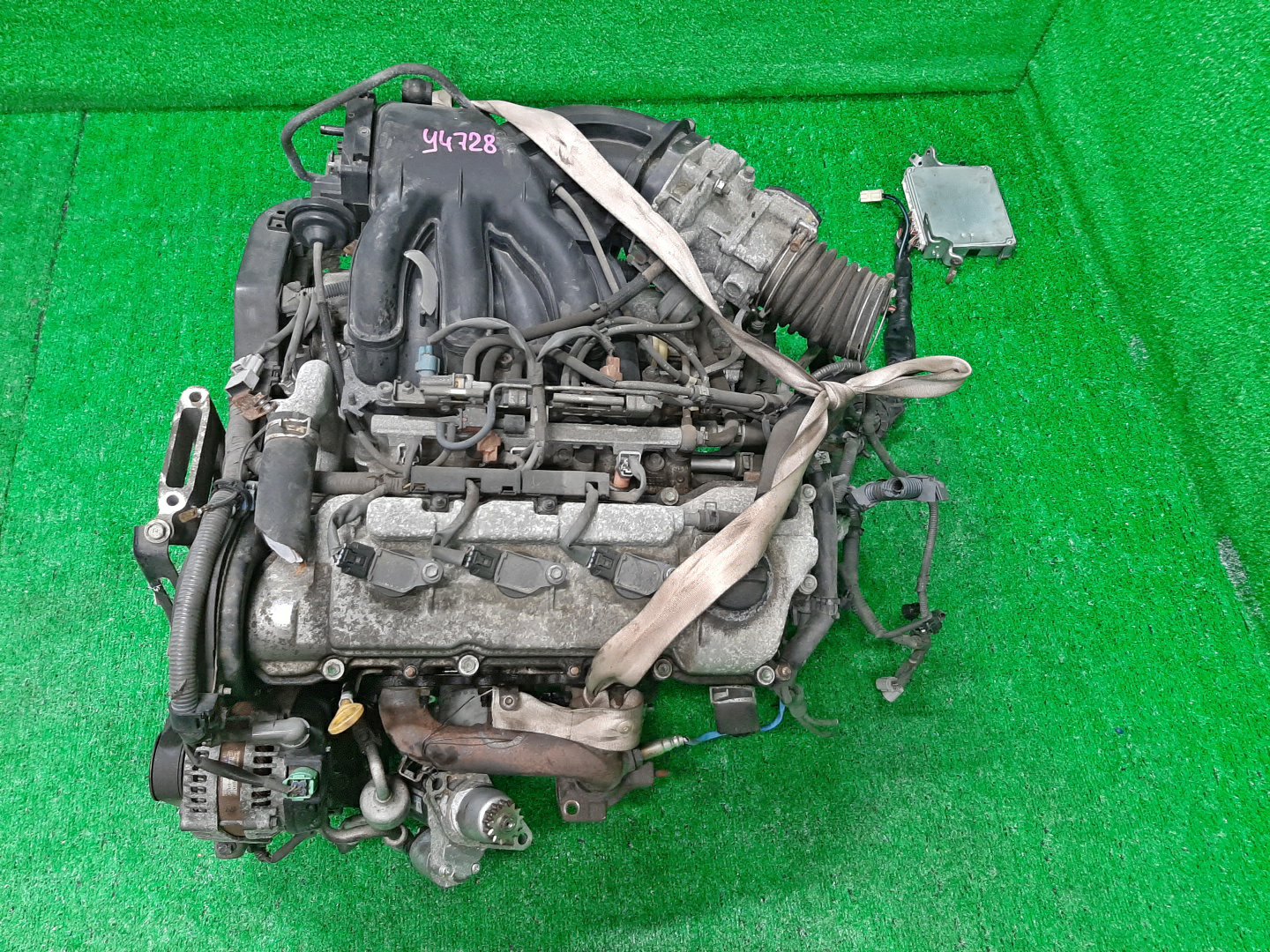 Двигатель TOYOTA ALPHARD MNH15W 1MZ-FE 2MOD 1 ракурс Двигатель TOYOTA ALPHARD MNH15W 1MZ-FE 2MOD 1 ракурс
