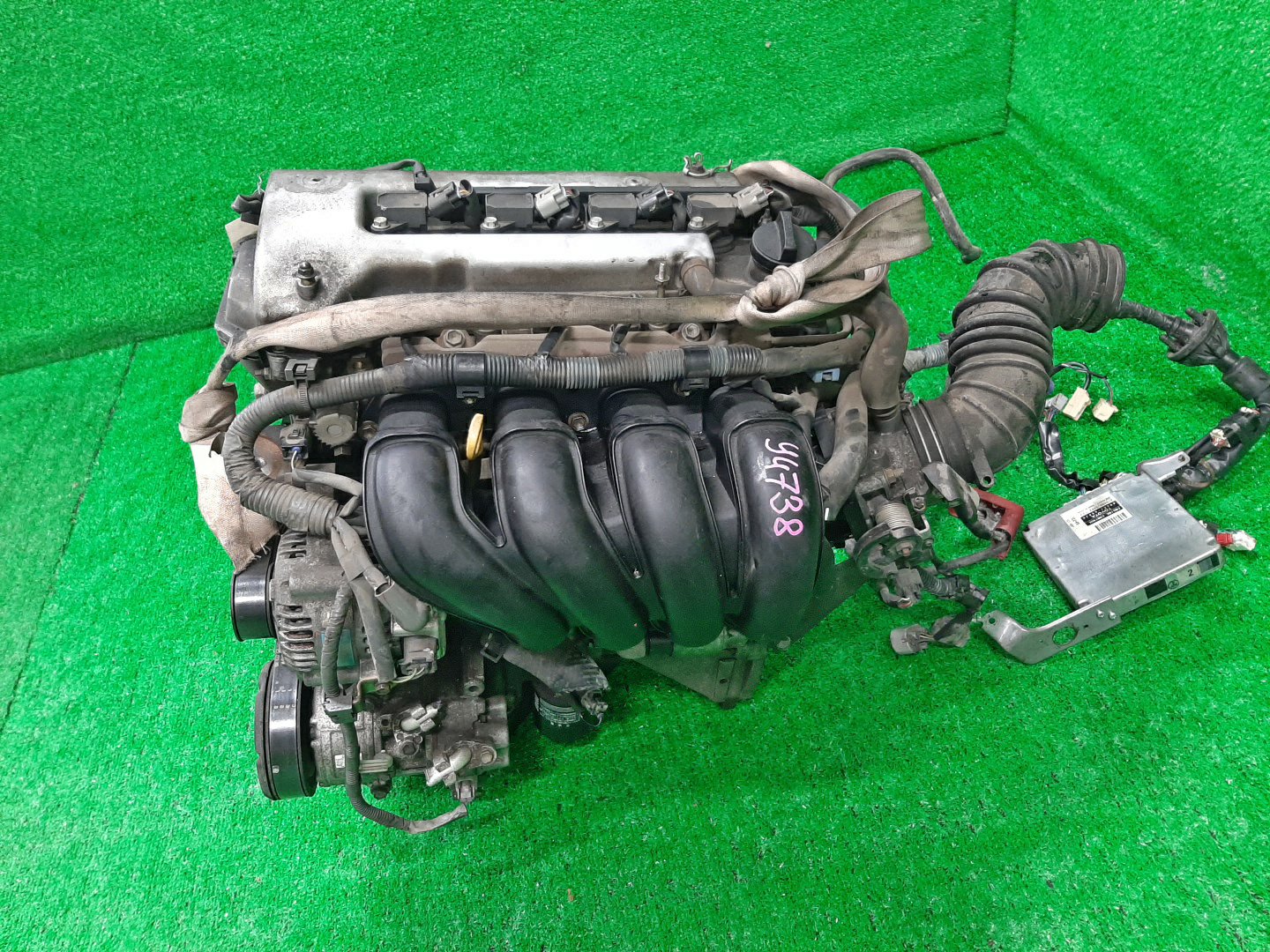 Двигатель TOYOTA COROLLA, PREMIO, COROLLA SPACIO, WISH, ALLION, COROLLA FIELDER, ALLEX, COROLLA RUNX, WILL VS ZZE124, ZZT245, ZZE124N, ZNE14G, ZZE124G, ZZE129 1ZZ-FE MEX 4 ракурс
