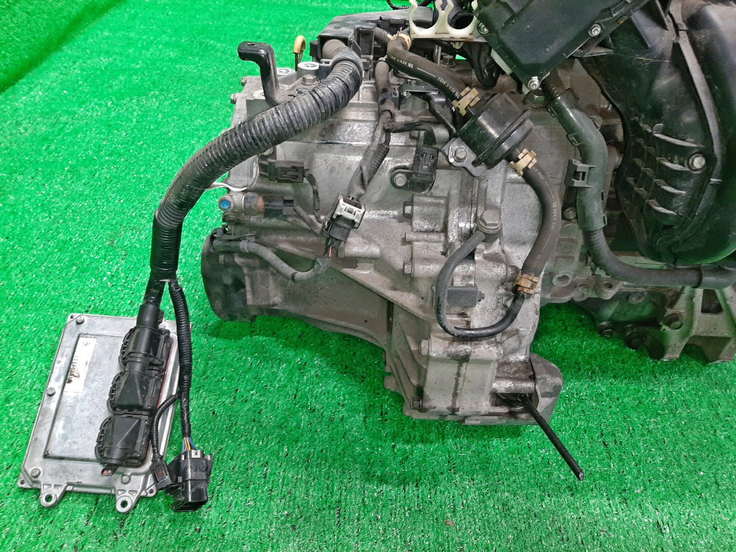 Двигатель HONDA CIVIC FD1 R18A SET 5 ракурс