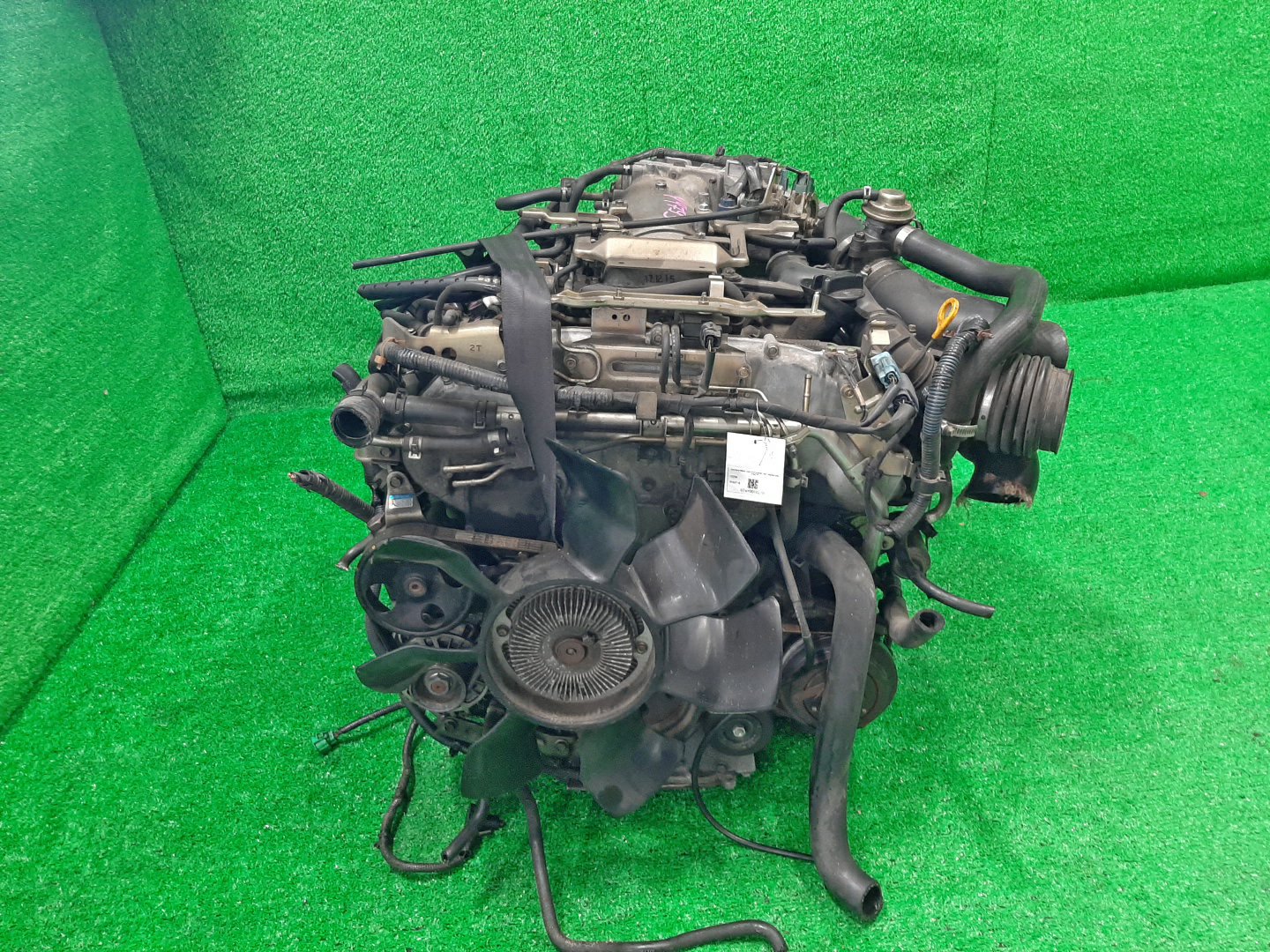 Двигатель NISSAN CEDRIC, CIMA, GLORIA HY34, HF50 VQ30DET 616271B 2 ракурс