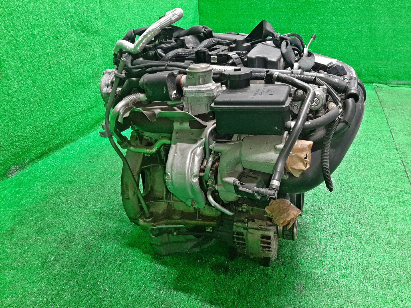 Двигатель MERCEDES-BENZ C-Class, E-Class, SLK-Class, E200, C200 S204, C204, 204248, W204.048, W204, W212, A207, 212247C, 212047C, 172448, R172.448, S212 M271DE18AL, 271860 M271DE18AL 3 ракурс