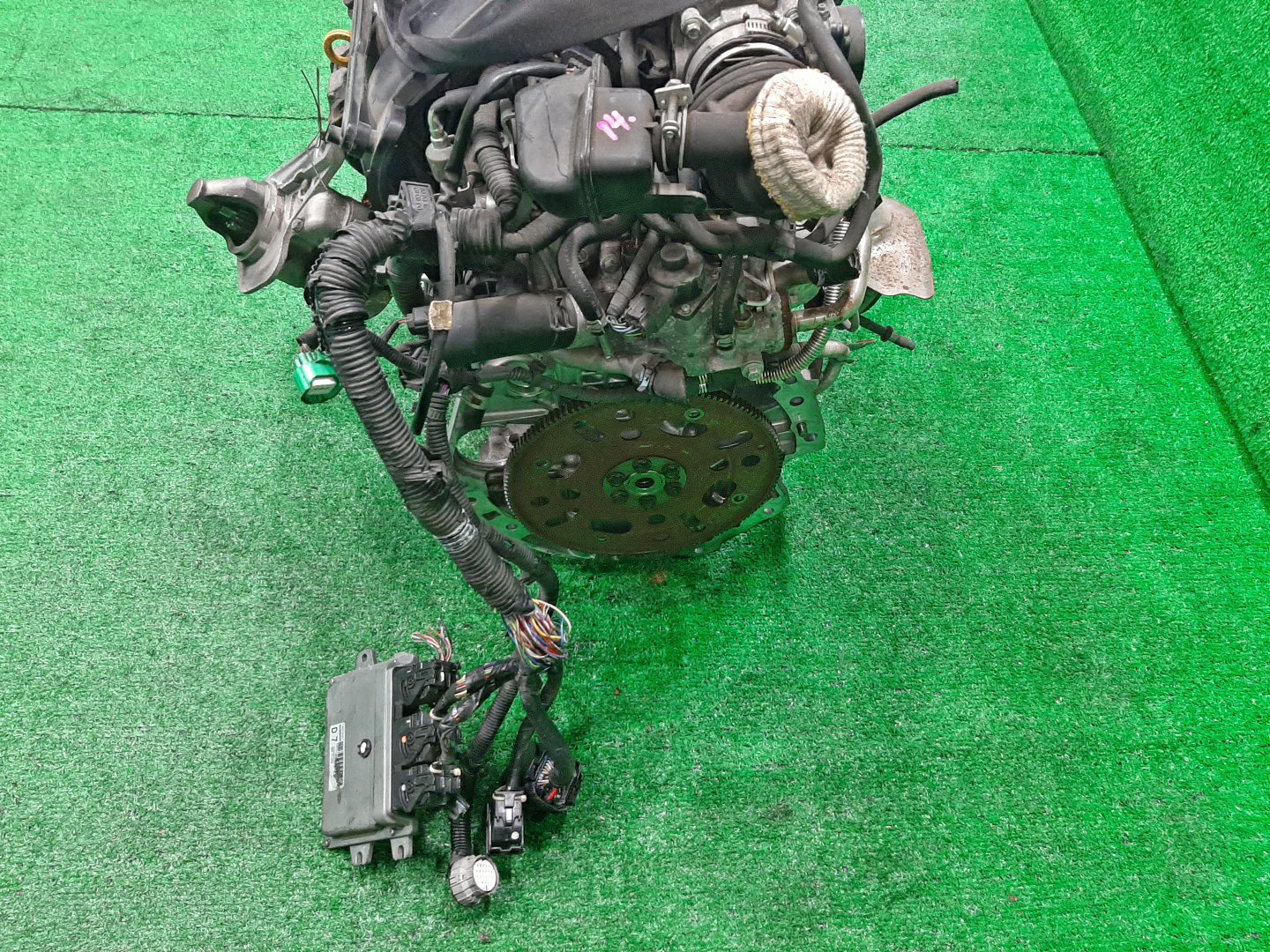 Двигатель NISSAN LANDY, SERENA SC25, CC25, C25 MR20DE 959360A 5 ракурс