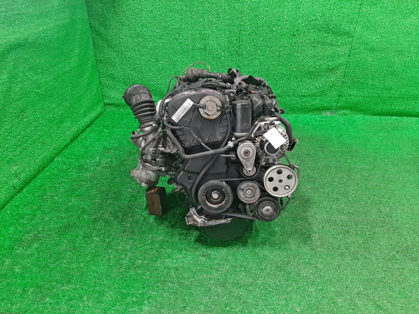Двигатель AUDI A5, A4 8T3, 8TA, 8K2, 8K5 CDHB, CDHA 021524 2 ракурс Двигатель AUDI A5, A4 8T3, 8TA, 8K2, 8K5 CDHB, CDHA 021524 2 ракурс
