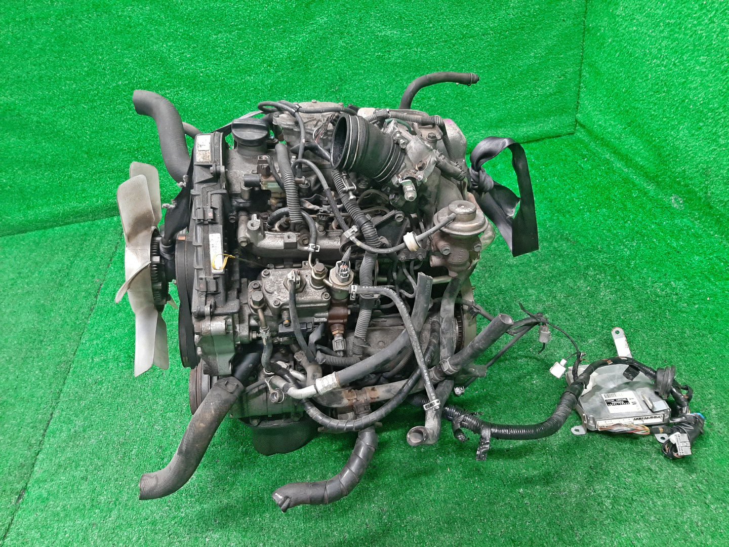 Двигатель TOYOTA NOAH, LITE ACE, TOWN ACE CR52V 3C-E EFI 4 ракурс