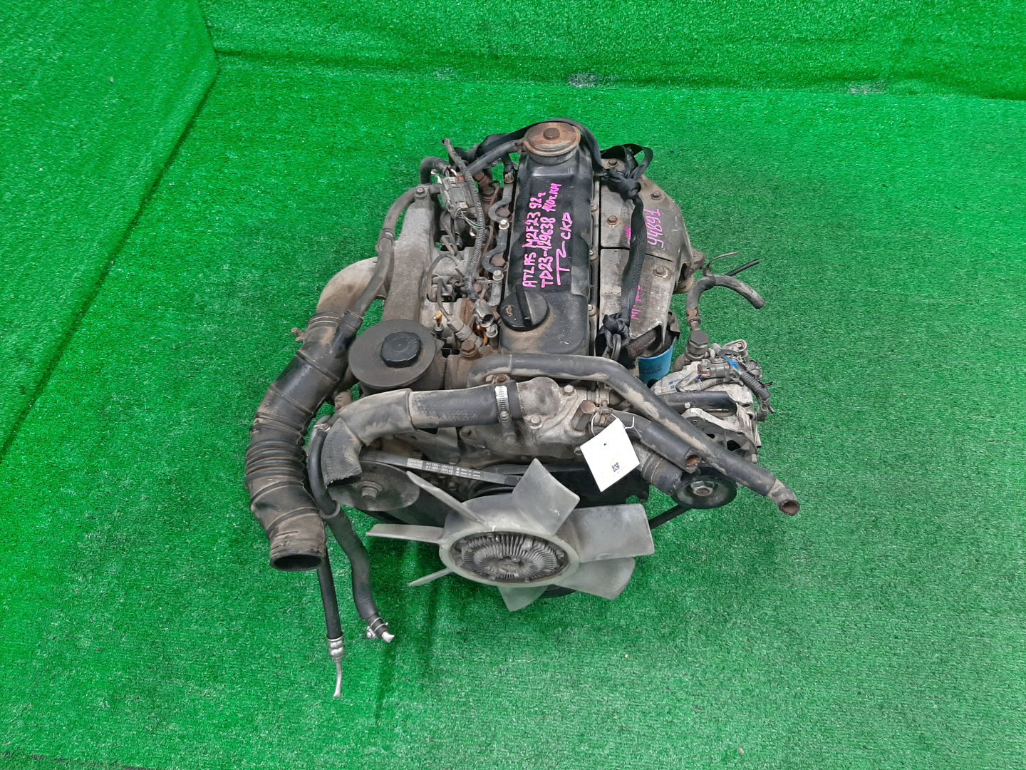 Двигатель NISSAN ATLAS M2F23 TD23 12V 1 ракурс
