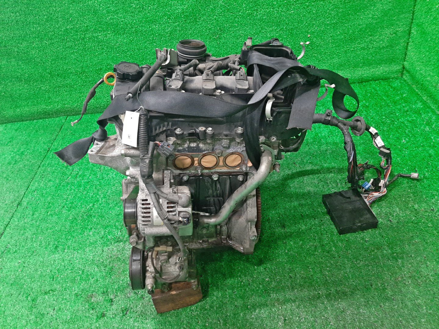 Двигатель TOYOTA PASSO, BOON KGC15, KGC10, M310S, M300S 1KR-FE 0429061 4 ракурс