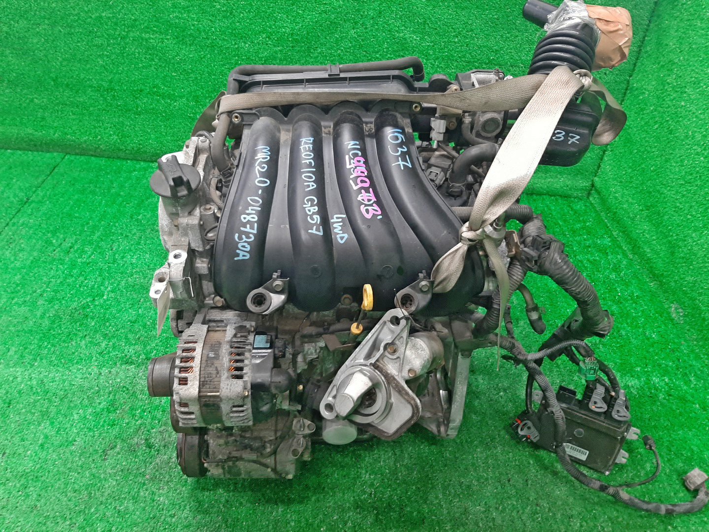 Двигатель NISSAN SERENA NC25 MR20DE NO EGR 4 ракурс