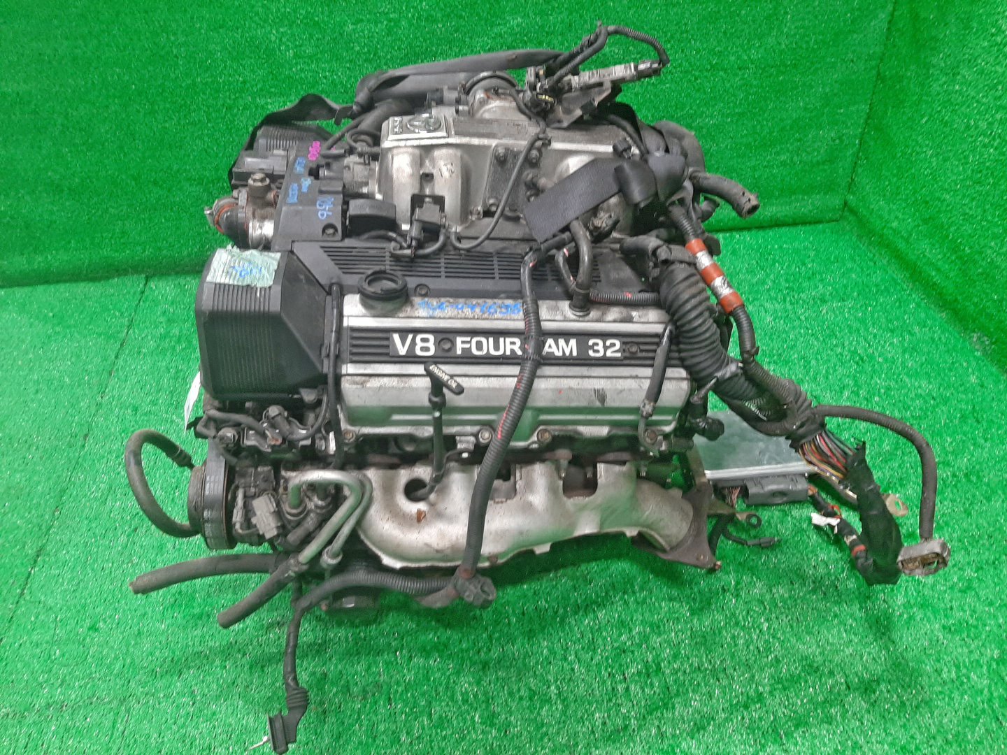 Двигатель TOYOTA CROWN MAJESTA UZS141 1UZ-FE HE-VVTI 4 ракурс