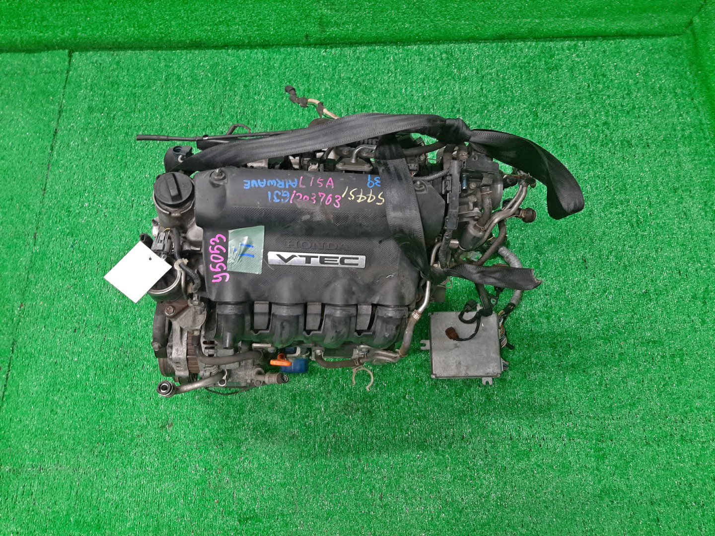 Двигатель HONDA AIRWAVE GJ1, GJ2 L15A VTEC 1 ракурс
