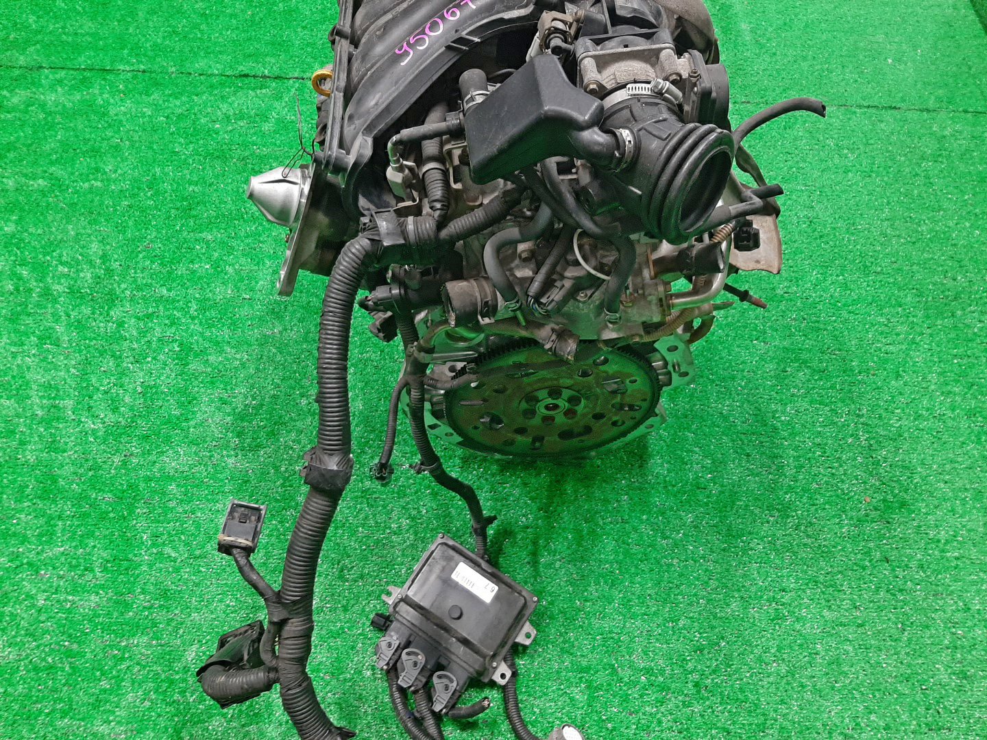 Двигатель NISSAN LAFESTA B30 MR20DE 068682A 5 ракурс