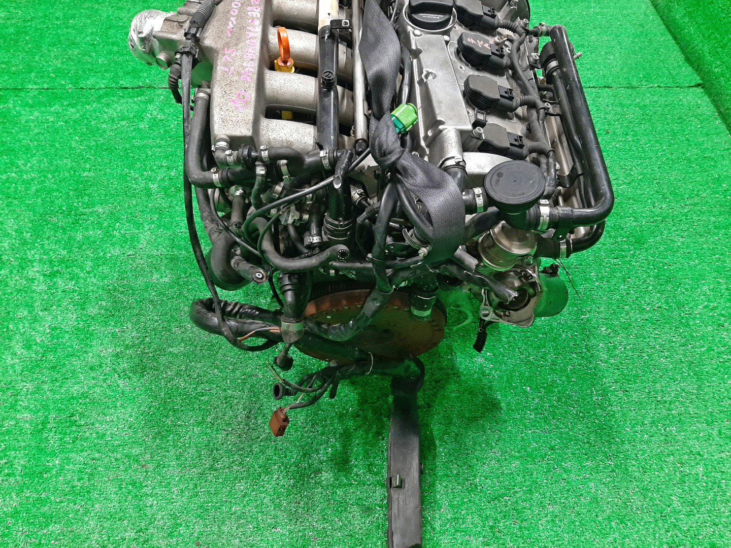 Двигатель AUDI A4 8ED, 8E, 8HE, 8H7, 8EC, B7, B6 BFB 136392 5 ракурс Двигатель AUDI A4 8ED, 8E, 8HE, 8H7, 8EC, B7, B6 BFB 136392 5 ракурс