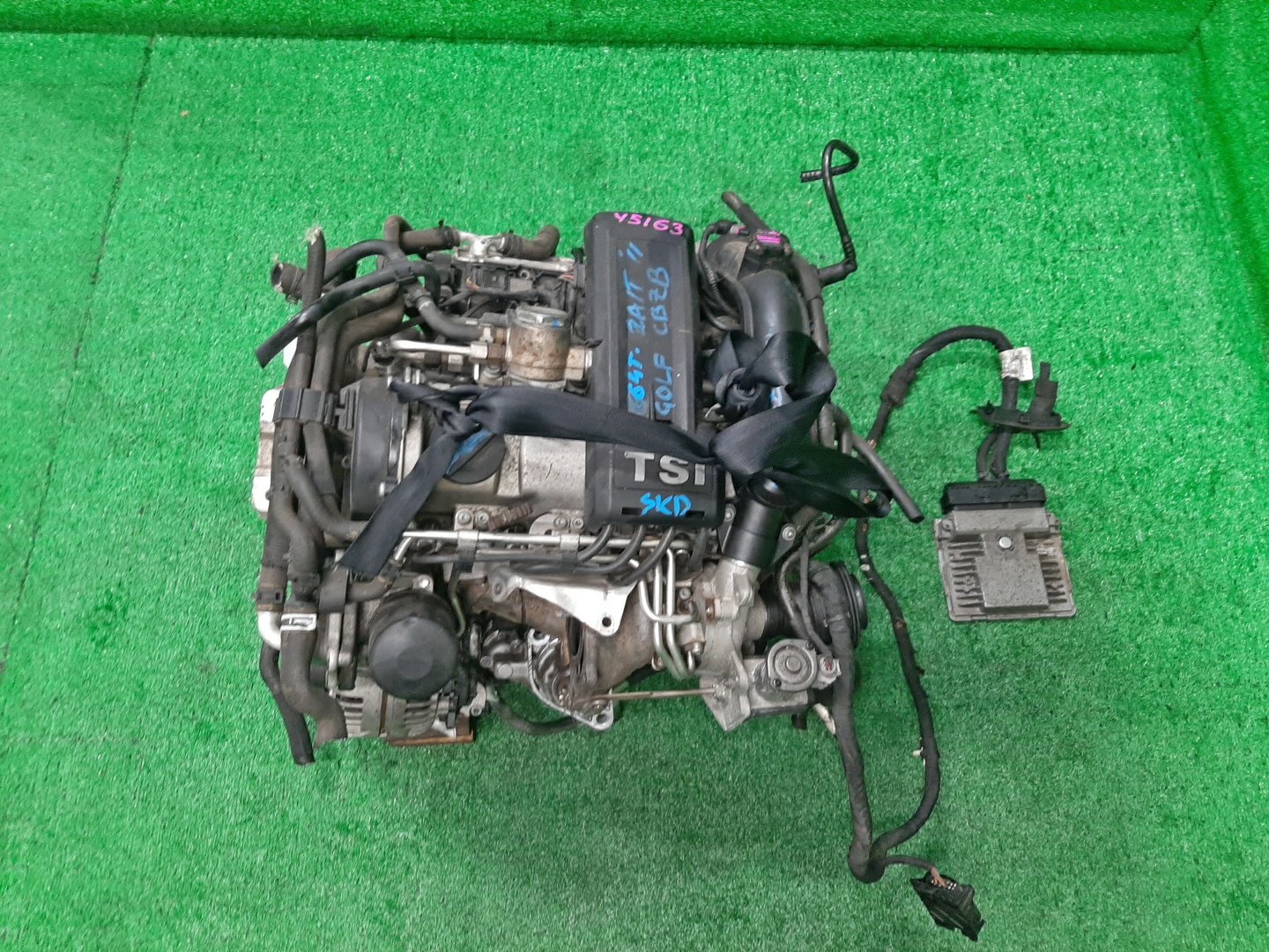 Двигатель VOLKSWAGEN TOURAN, BEETLE, GOLF, GOLF PLUS, POLO 1T3, 5C1, 5K1, MK6, 5M1, 6R1 CBZB, CBZ 794699 1 ракурс
