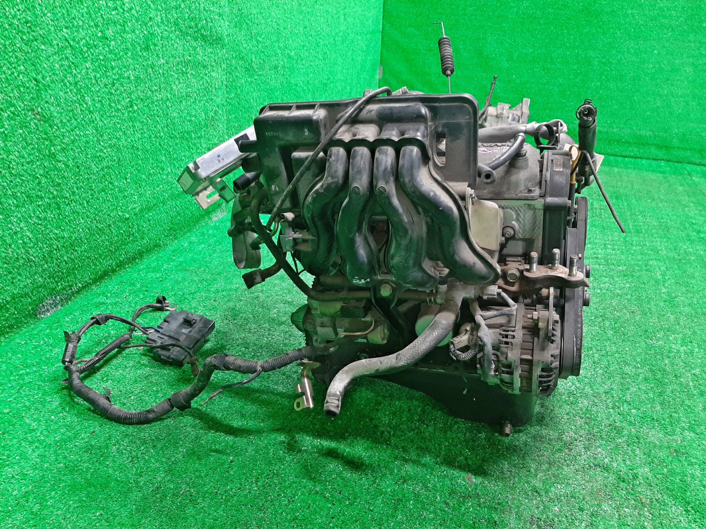 Двигатель MAZDA DEMIO DW3W B3E, B3ME, B3 2MOD 3 ракурс