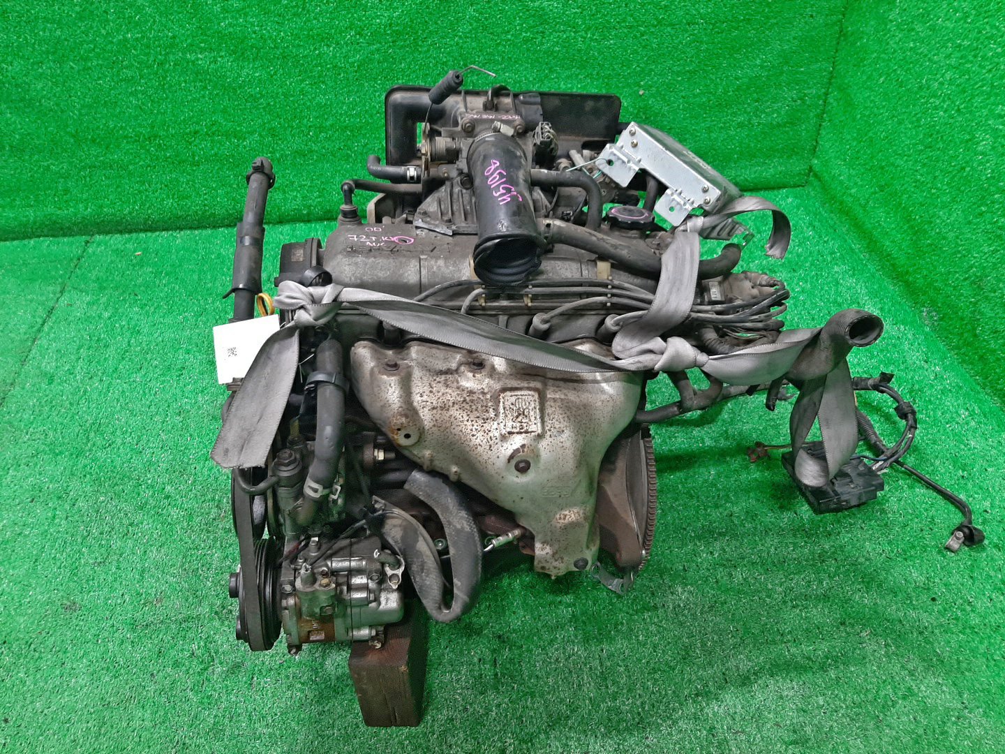 Двигатель MAZDA DEMIO DW3W B3E, B3ME, B3 2MOD 4 ракурс