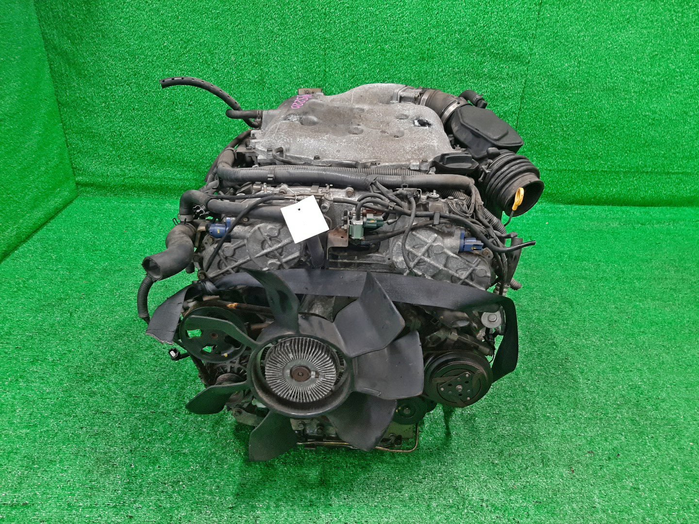 Двигатель NISSAN SKYLINE, STAGEA HV35, HM35 VQ30DD 594705B 2 ракурс