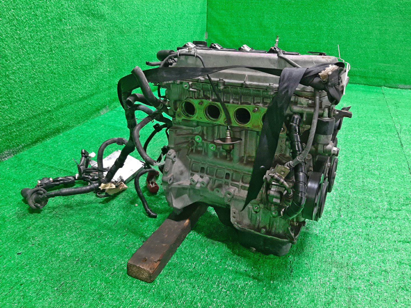 Двигатель TOYOTA COROLLA, PREMIO, COROLLA SPACIO, WISH, ALLION, COROLLA FIELDER, ALLEX, COROLLA RUNX, WILL VS ZZE124, ZZT245, ZZE124N, ZNE14G, ZZE124G, ZZE129 1ZZ-FE MEX 3 ракурс