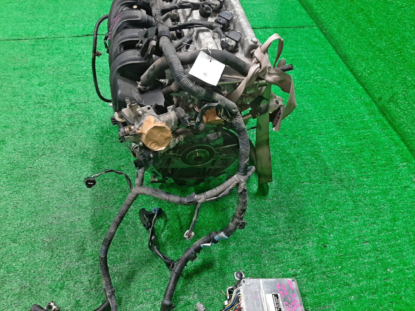Двигатель TOYOTA COROLLA NZE120 2NZ-FE 3924081 5 ракурс