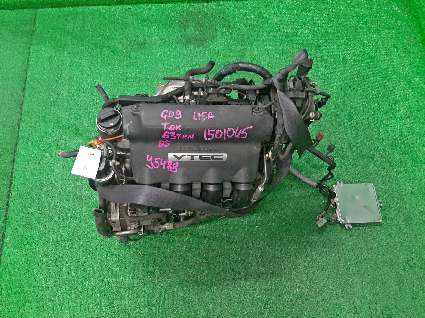Двигатель HONDA FIT GD3, GD4 L15A VTEC 1 ракурс