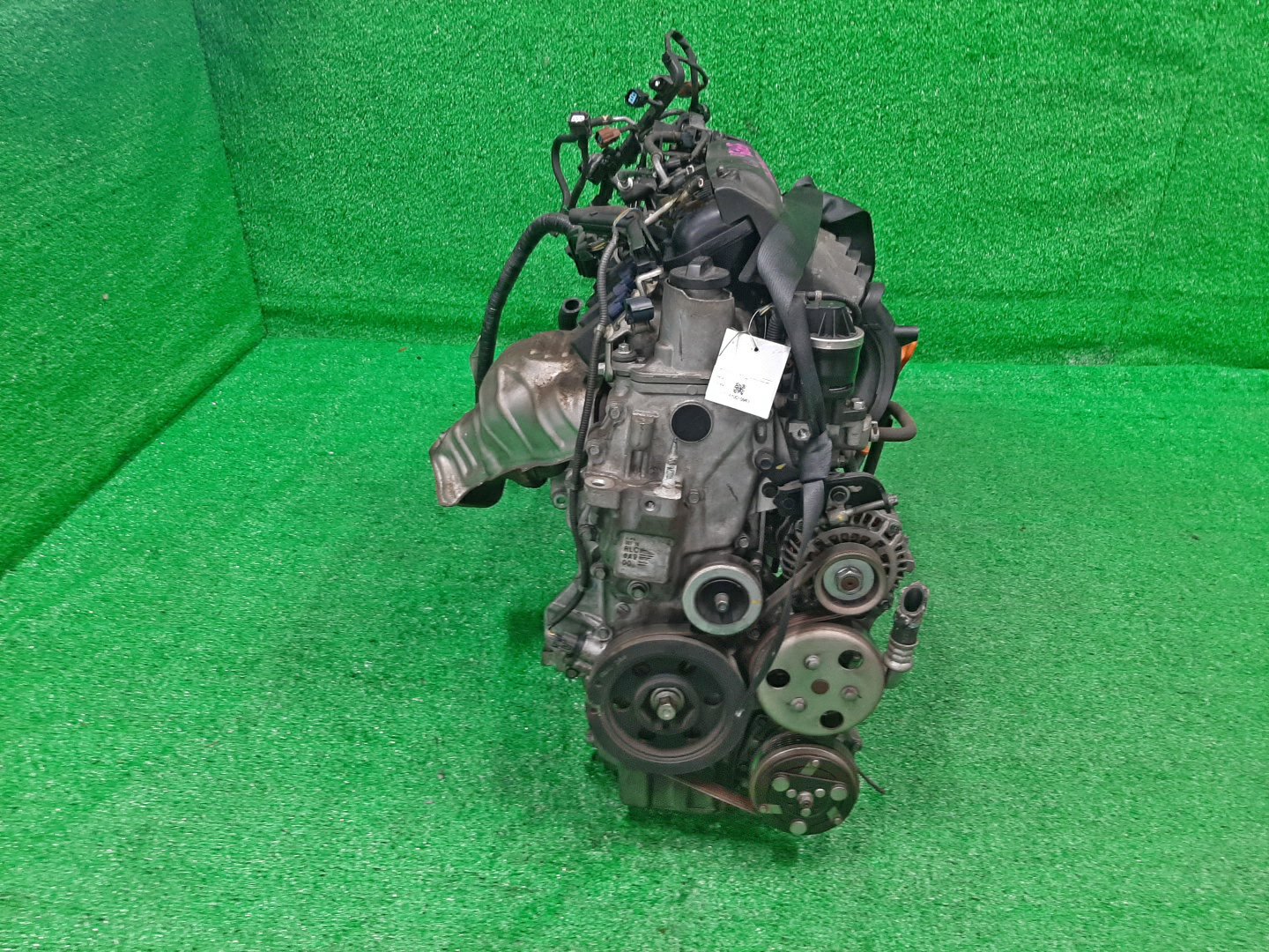 Двигатель HONDA AIRWAVE GJ1, GJ2 L15A VTEC 2 ракурс