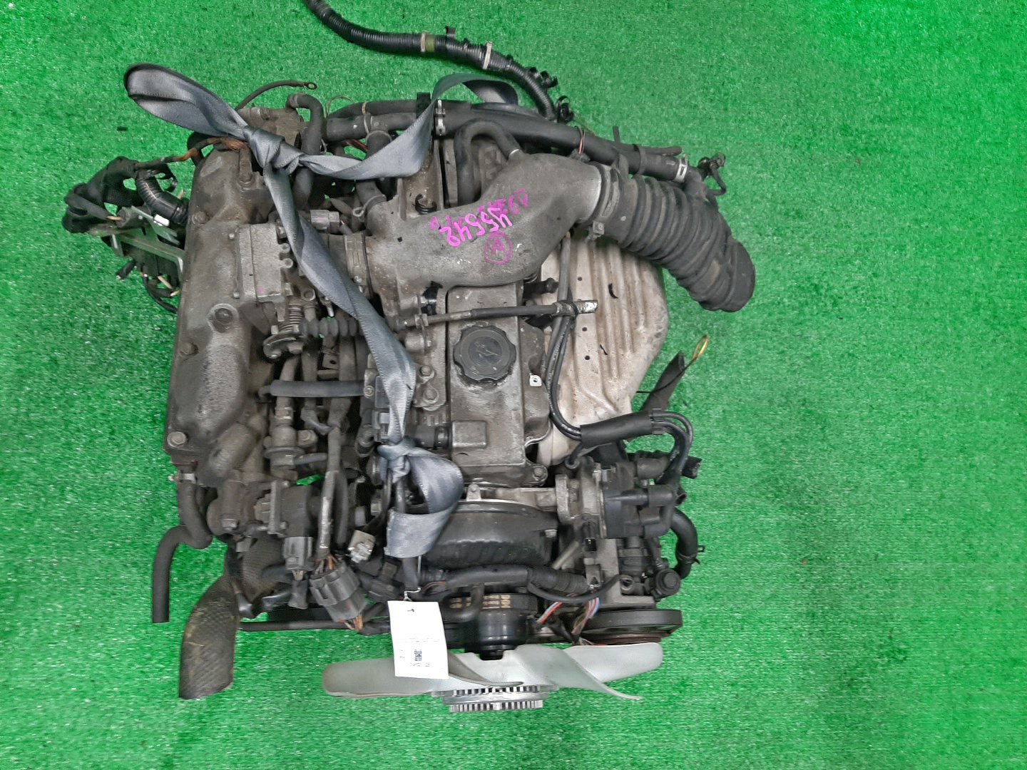 Двигатель MAZDA BONGO BRAWNY SKE6V FE EFI 1 ракурс Двигатель MAZDA BONGO BRAWNY SKE6V FE EFI 1 ракурс