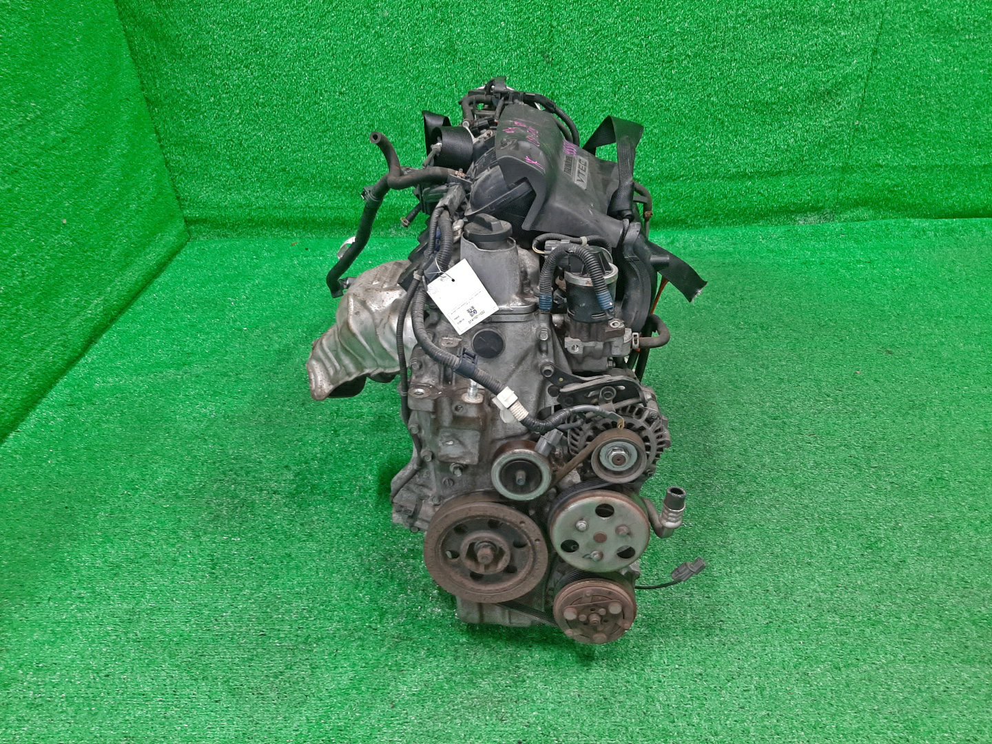 Двигатель HONDA AIRWAVE GJ1, GJ2 L15A VTEC 2 ракурс