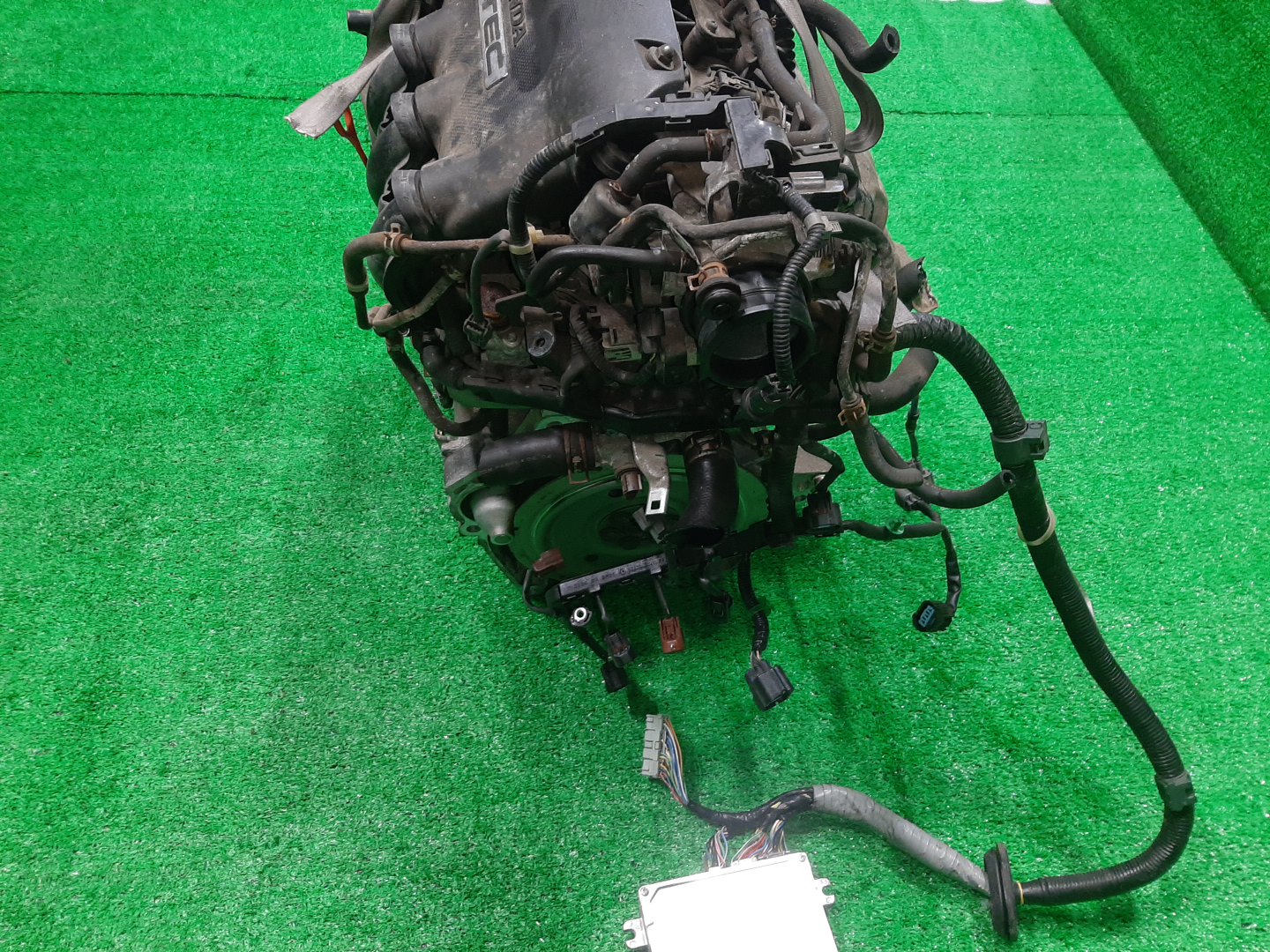 Двигатель HONDA AIRWAVE GJ1, GJ2 L15A VTEC 5 ракурс