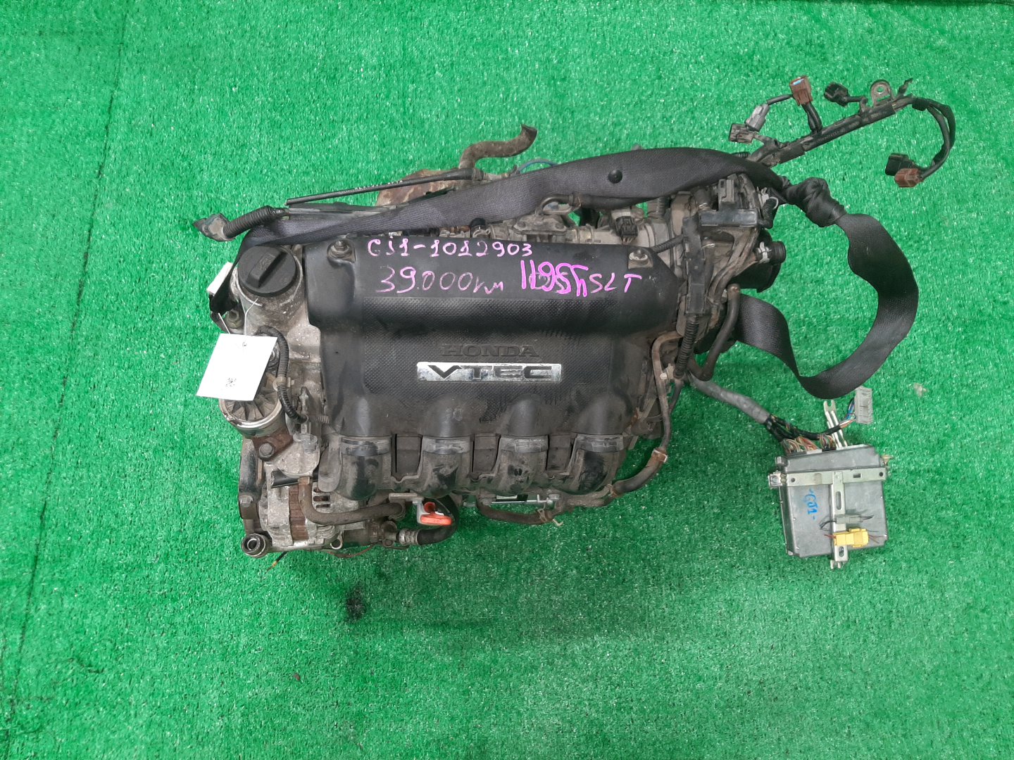Двигатель HONDA AIRWAVE GJ1, GJ2 L15A VTEC 1 ракурс